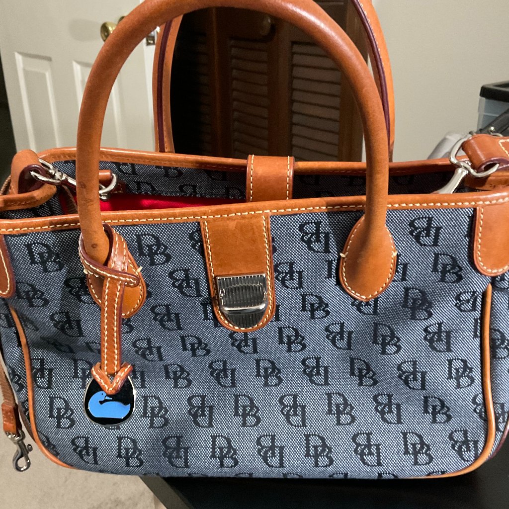 Dooney And Bourke Signature Handbag